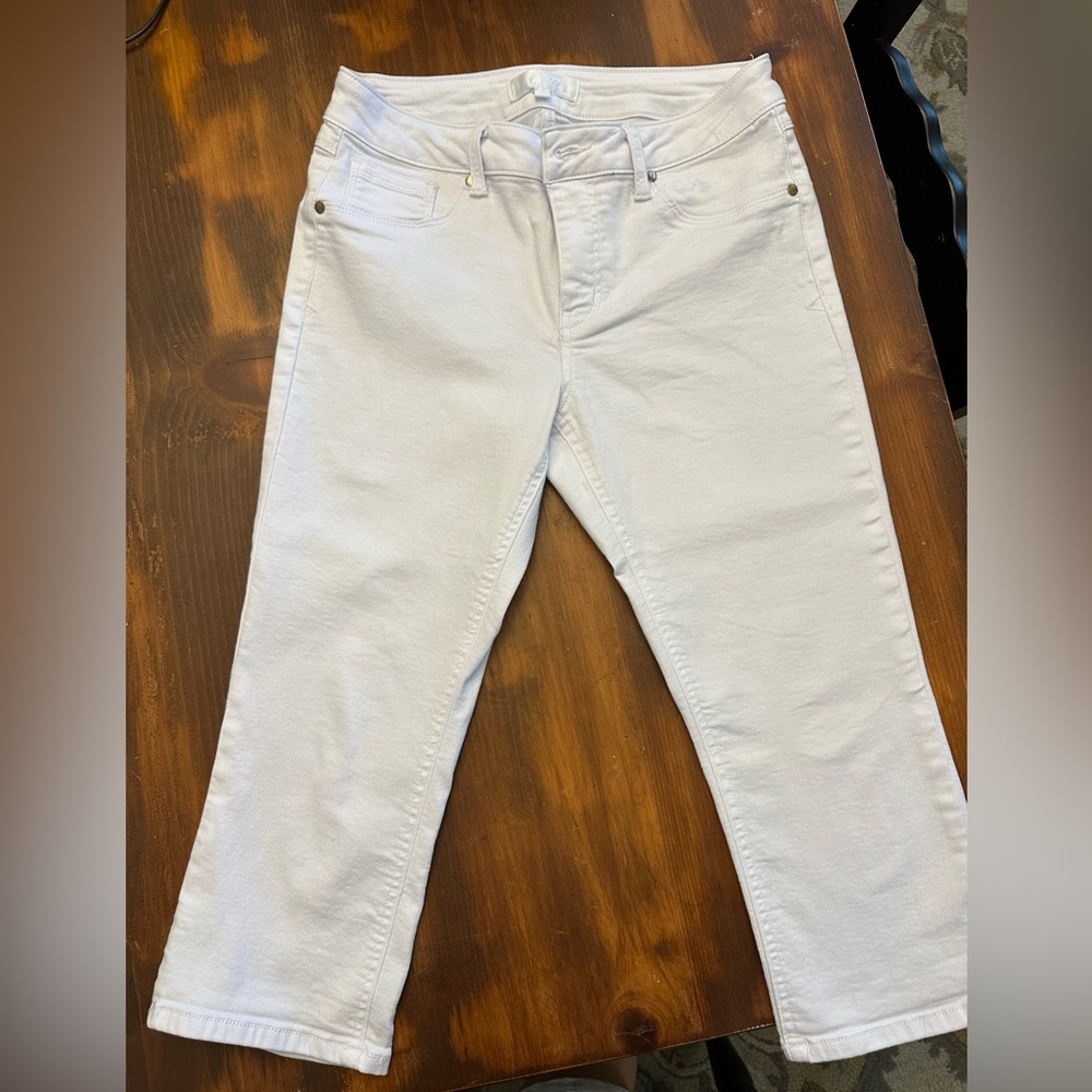 1822 white pants cropped